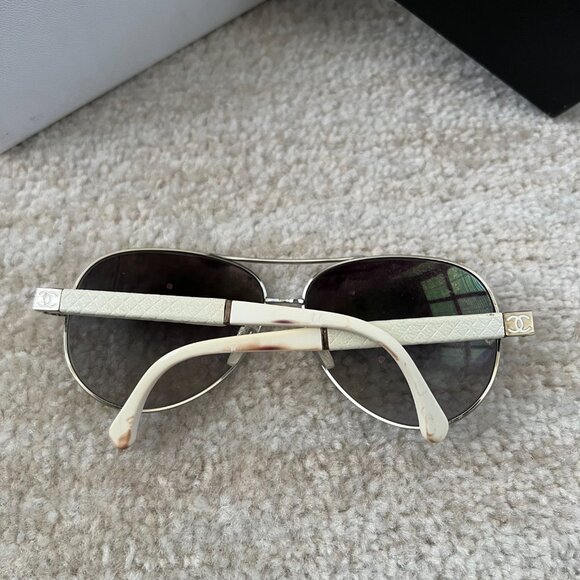 Chanel Authentic 4195-Q Aviator Quilted Sunglasses With Case Y2K - Picture 2 of 12